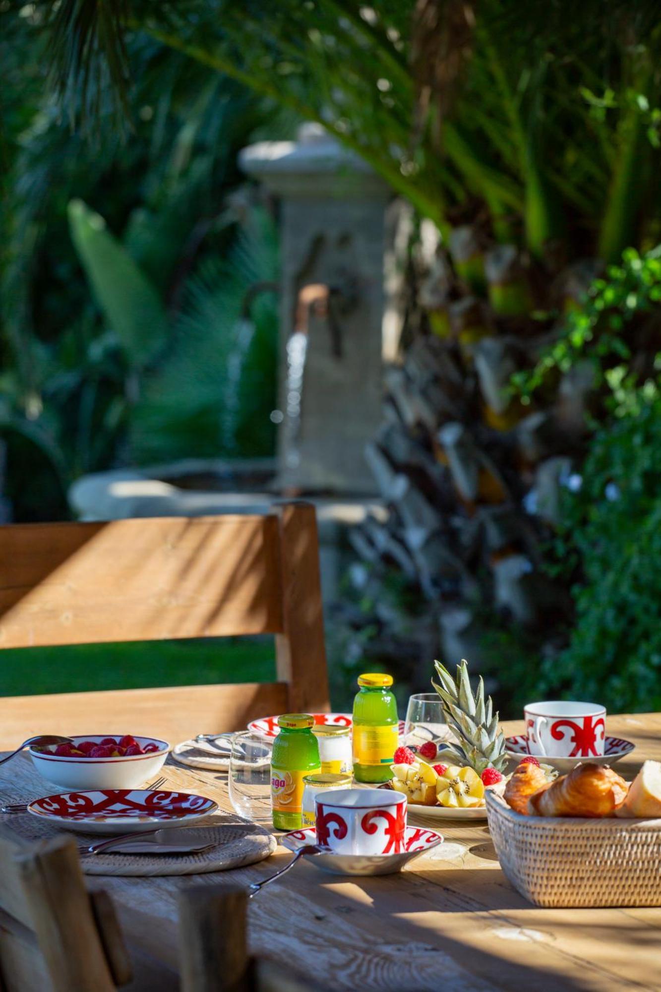 Vyylla Private Resort Saint-Tropez Værelse billede